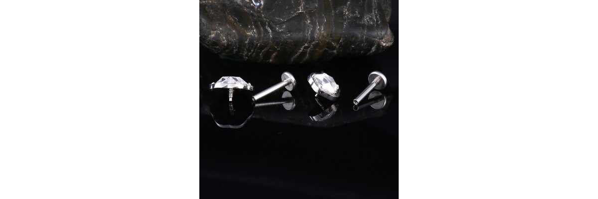 Derzeit Beliebt:  Labret Piercings mit Innengewinde für Ohr Piercings - Internally Threaded Ohr Labret mit Innengewinde | PIERCING-EXPRESS