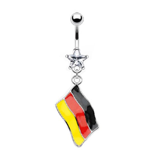 bauchnabelpiercing mit Deutschland Flagge als Anhänger