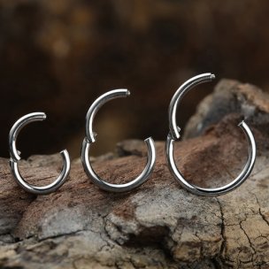 1,0mm Titan Segment Ring mit Scharnier Clicker